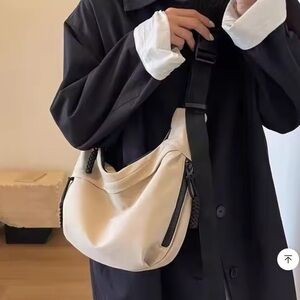 New 🎁Adventure Bag, Tan/Black